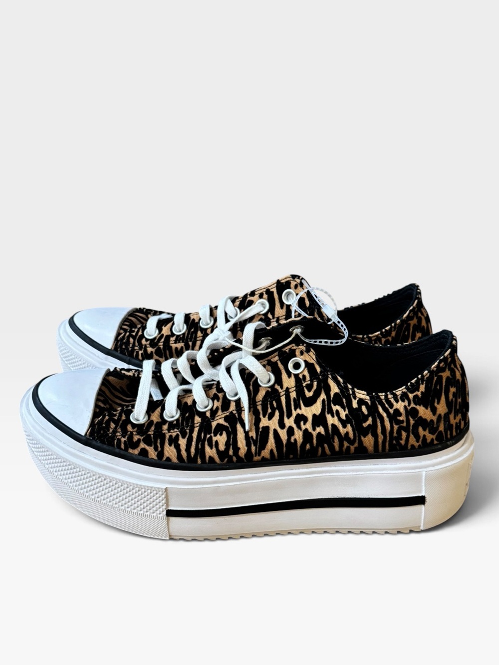 Converse Chuck Taylor All Star Lift Double Stack Low-Top Sneaker - Leopard Sz 9